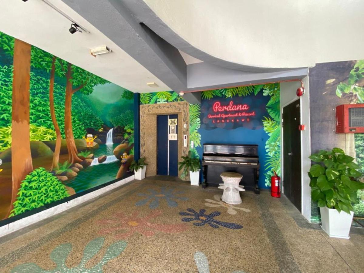 Perdana Serviced Apartment & Resorts Padang Mat Sirat Exterior foto